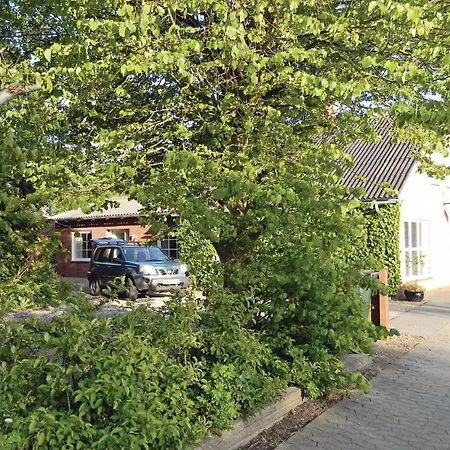 5 Bedroom Stunning In Bredebro Semesterbostad *