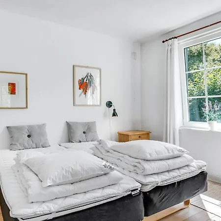 Semesterbostad 5 Bedroom Stunning In Bredebro