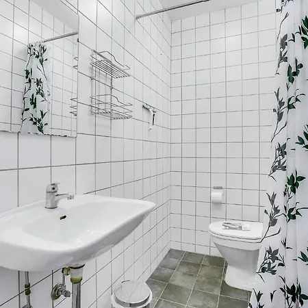 Semesterbostad 5 Bedroom Stunning In Bredebro