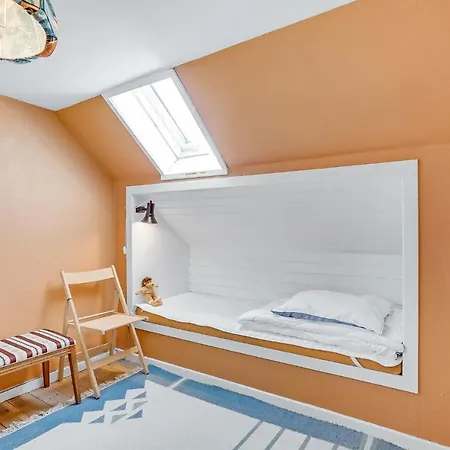 5 Bedroom Stunning In Bredebro Badsbol-Ballum